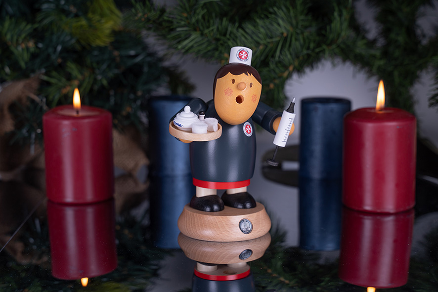 Raeuchermann-02587 Johanniter Pflegefachkraft Schwester „Johanna Müller“